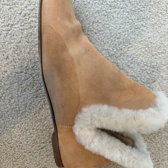 The Row Eros Shearling Boots - Picture 6 of 9